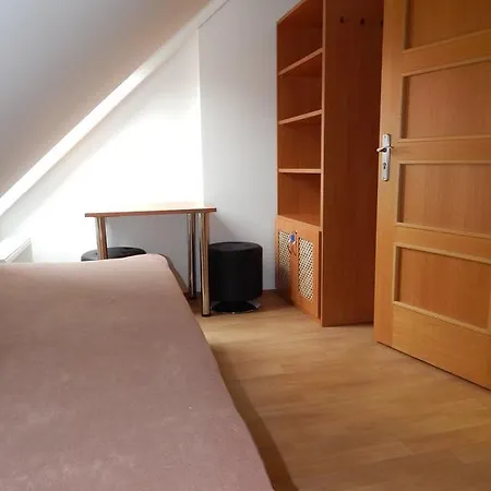 Ubytovani V Parazoo Гостевой дом *